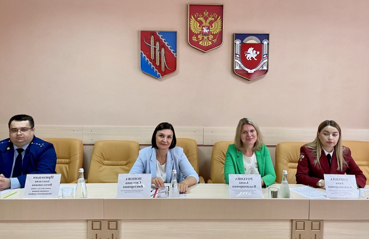 Час предпринимателя в Джанкое: Как развивать бизнес в общепите и избежать штрафов?